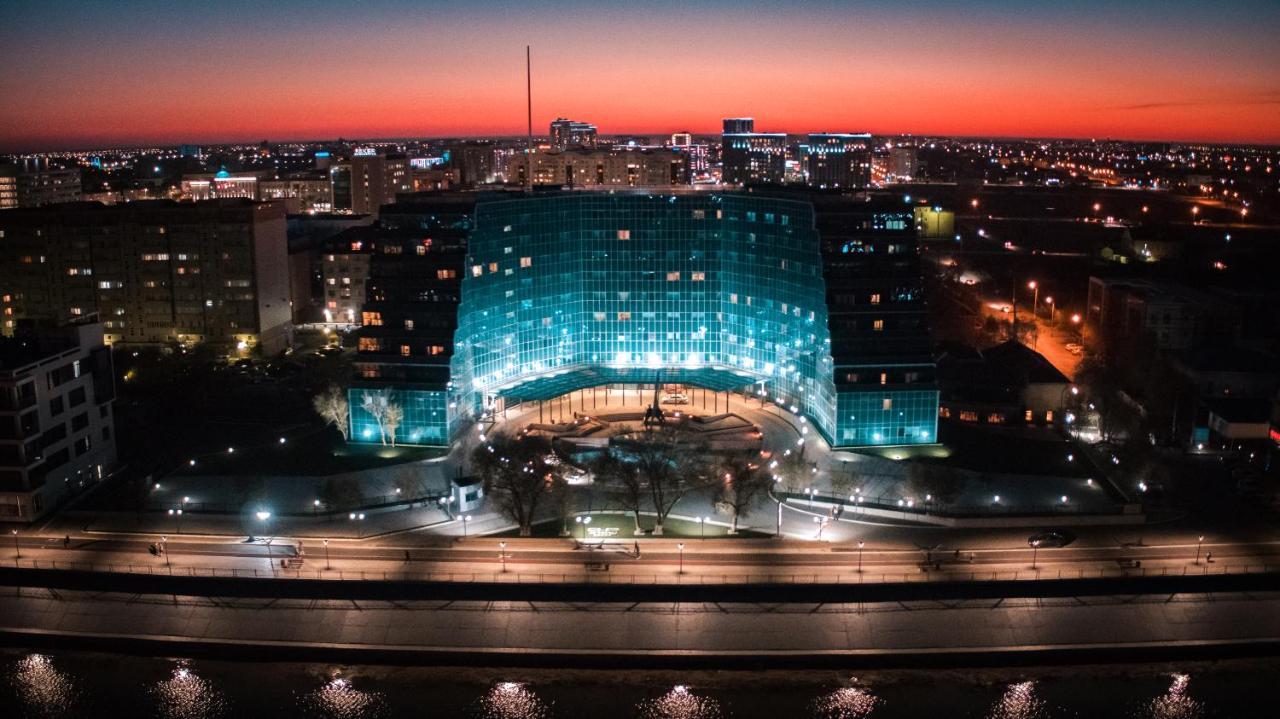 Гостиница River Palace Атырау Экстерьер фото