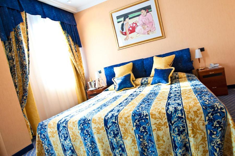 Гостиница River Palace Атырау Номер фото